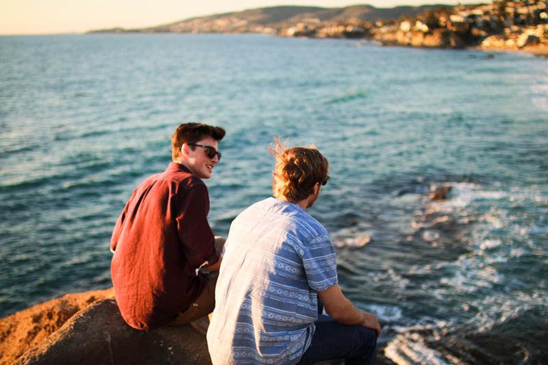 How to Make Friends on Vacation