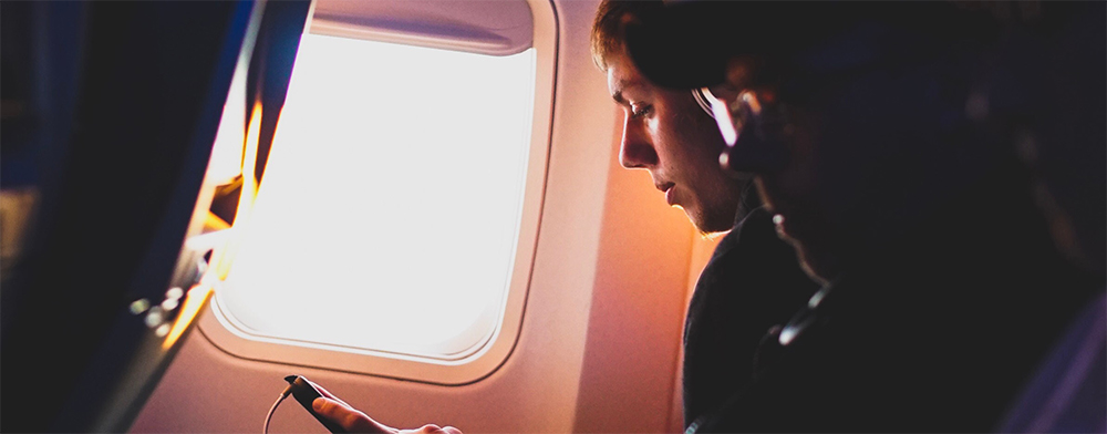 FCC Allows Cell Phone Use On Flights