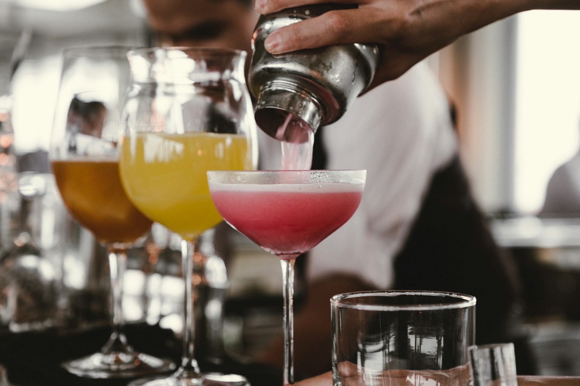 Insider’s Guide to In-Flight Cocktails
