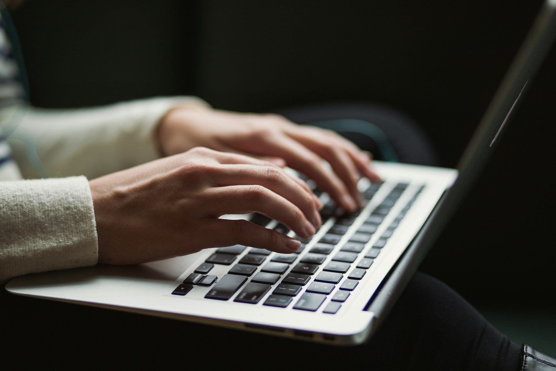 The Secret to Booking Cheap Flights: Newsletters