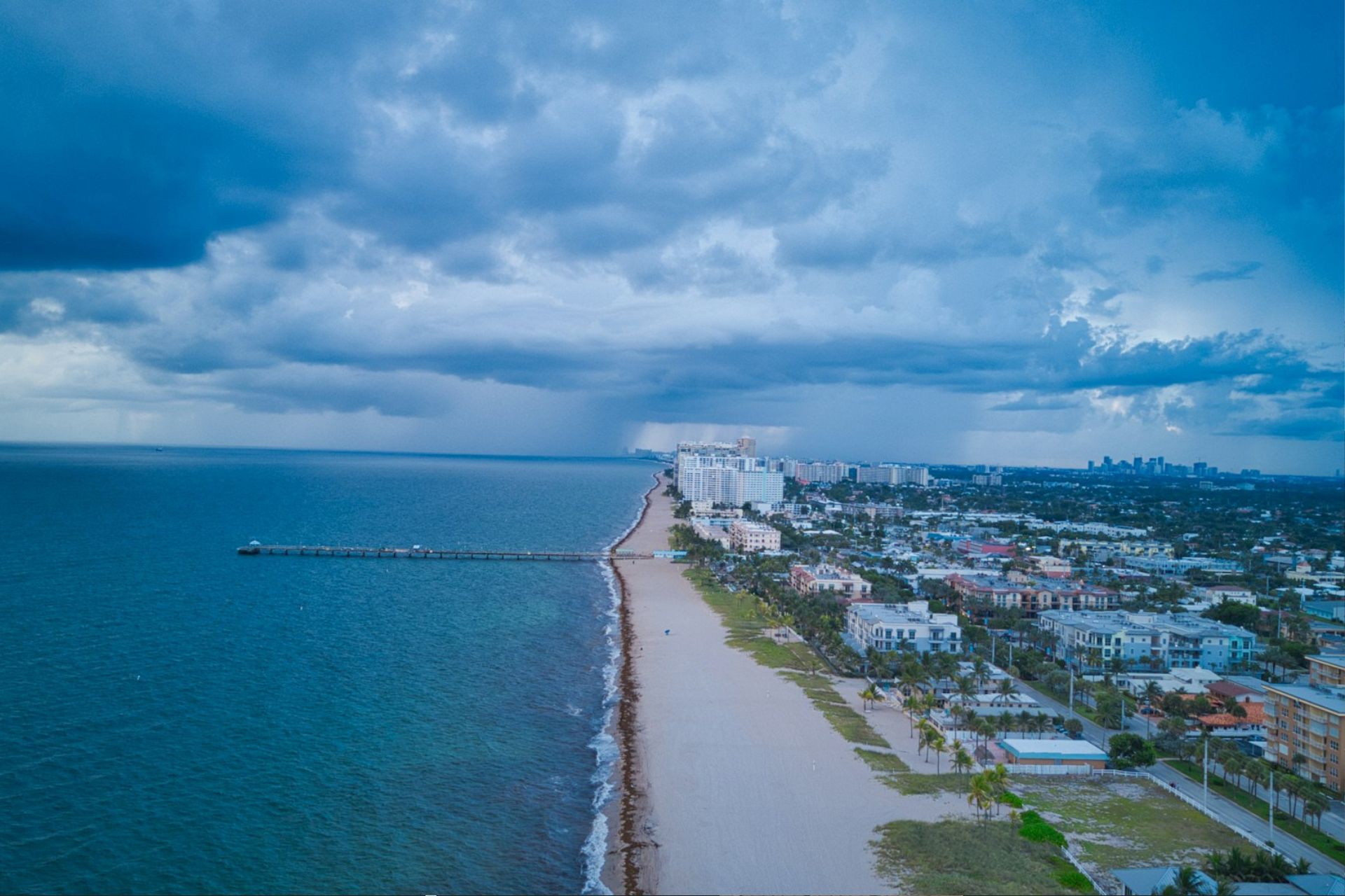 All About (Fort Lauderdale Airport) FLL Airport Parking