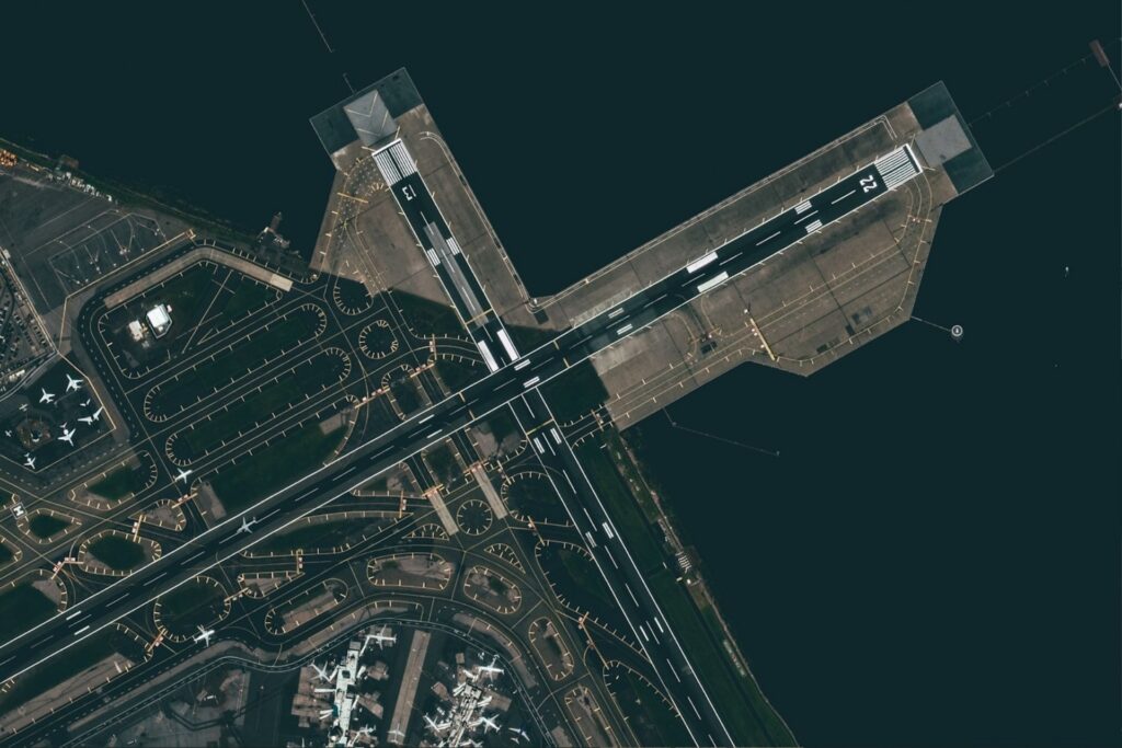The runways at LaGuardia Airport from above