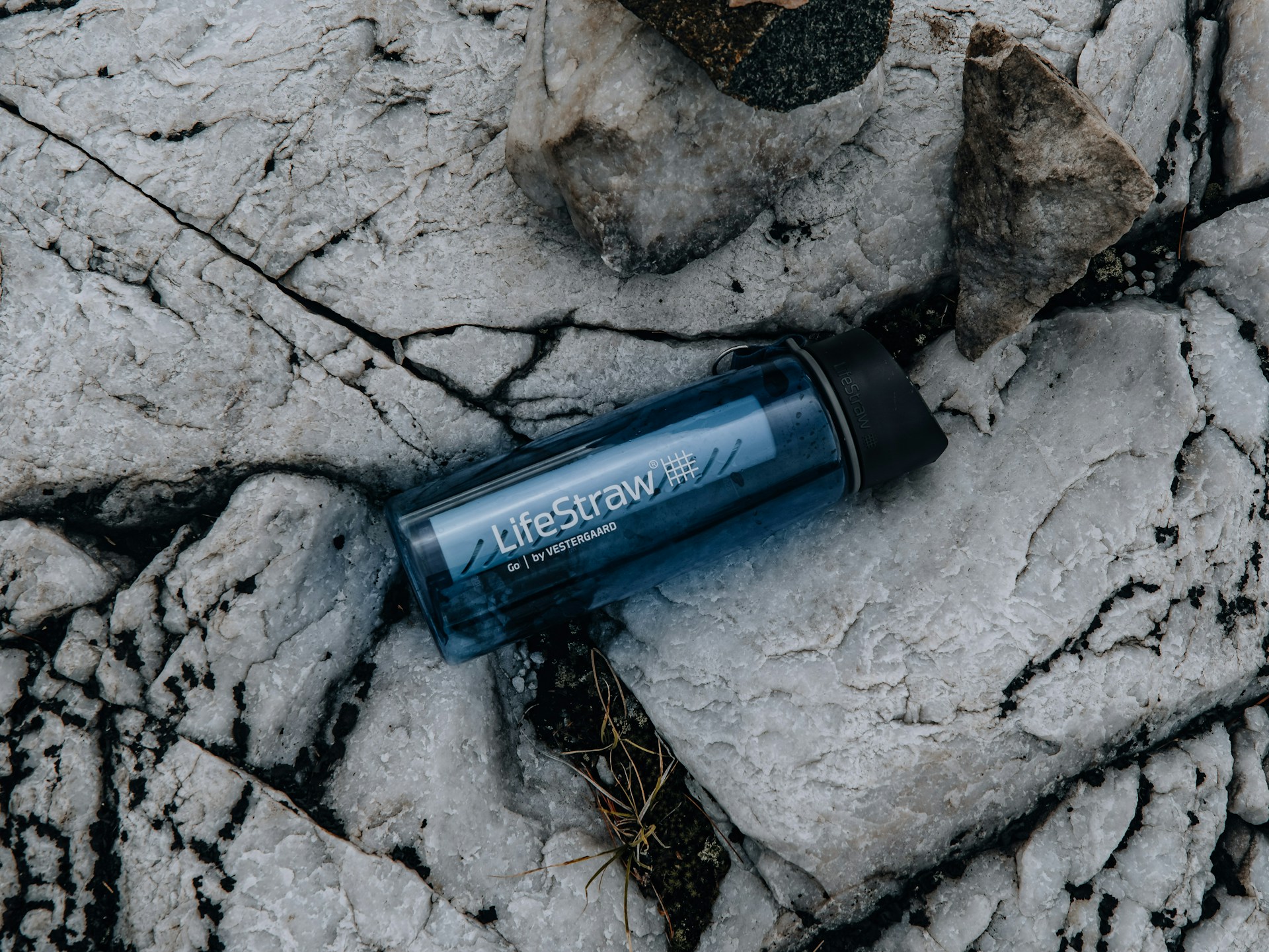 Purify Water when Traveling with Portable Gadgets & Hacks