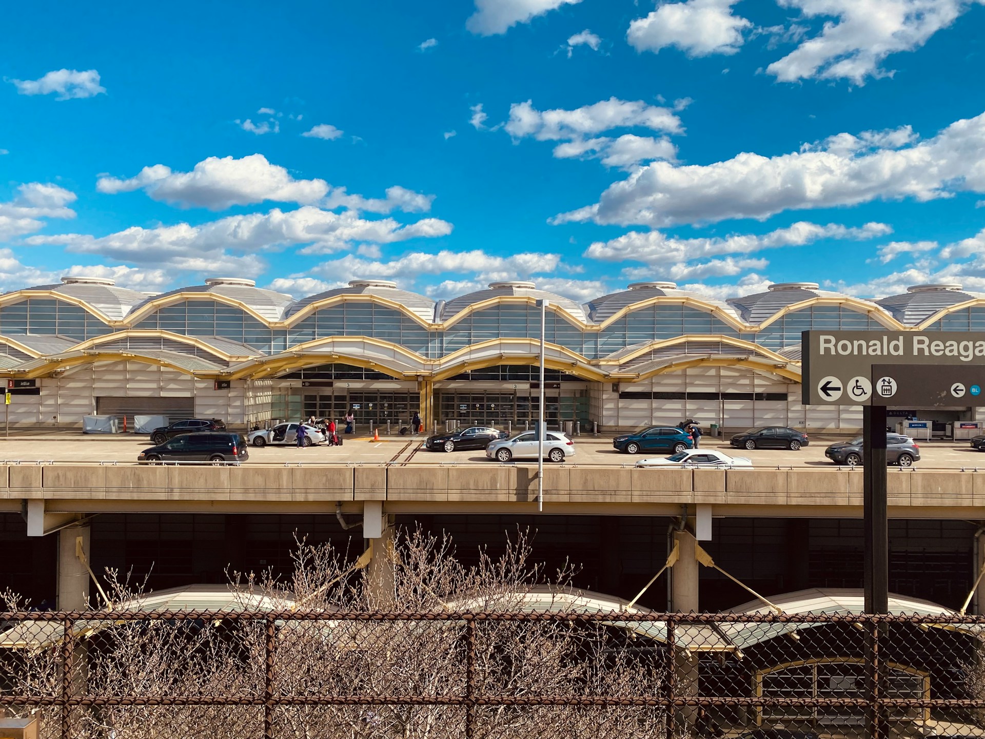 How Early Should I Arrive at Ronald Reagan Washington National Airport and Other Questions